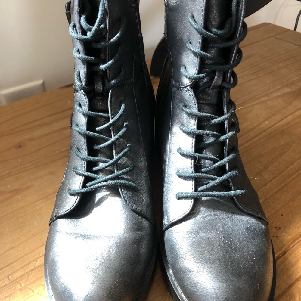 Rocket ๐ Dog Leather Moto Boots - Picture 2 of 9
